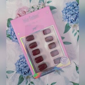 Press-On Acrylic Nails